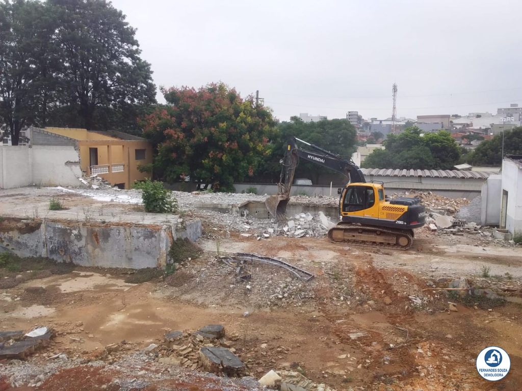 Demolição de Sobrado em São Paulo