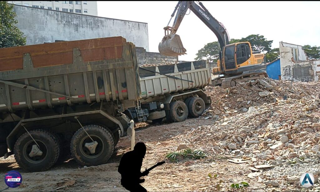 Obra de Demolição e Terraplanagem pela Fernandes Souza Demolidora